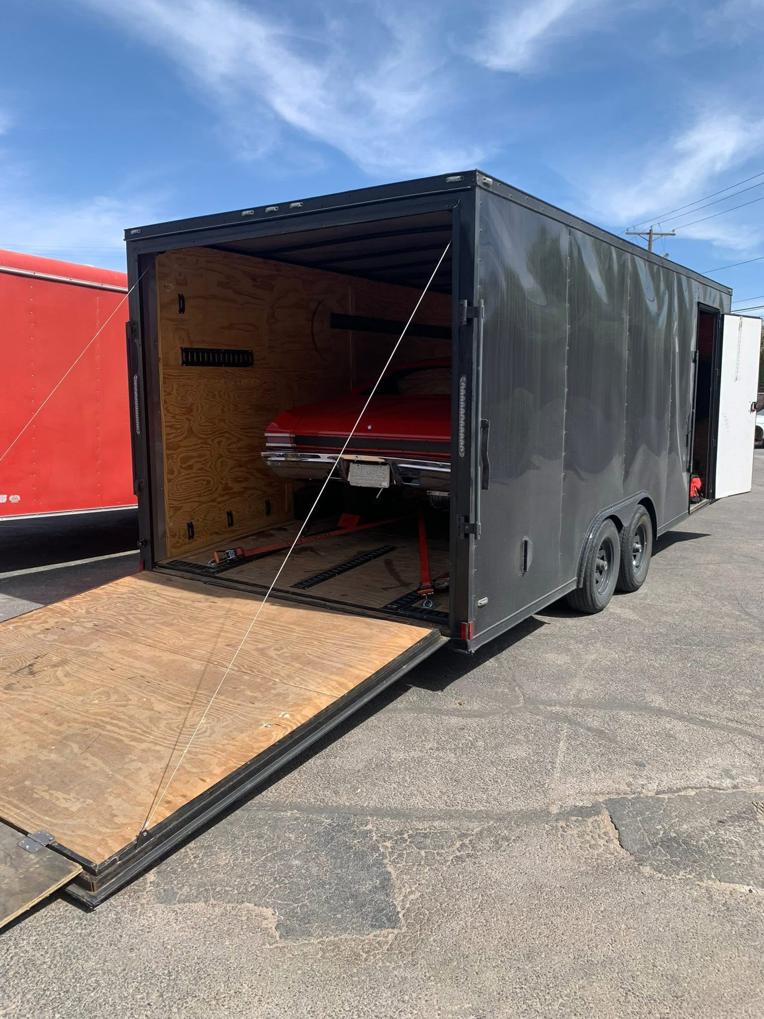 8x20 Anvil Enclosed thumbnail 3